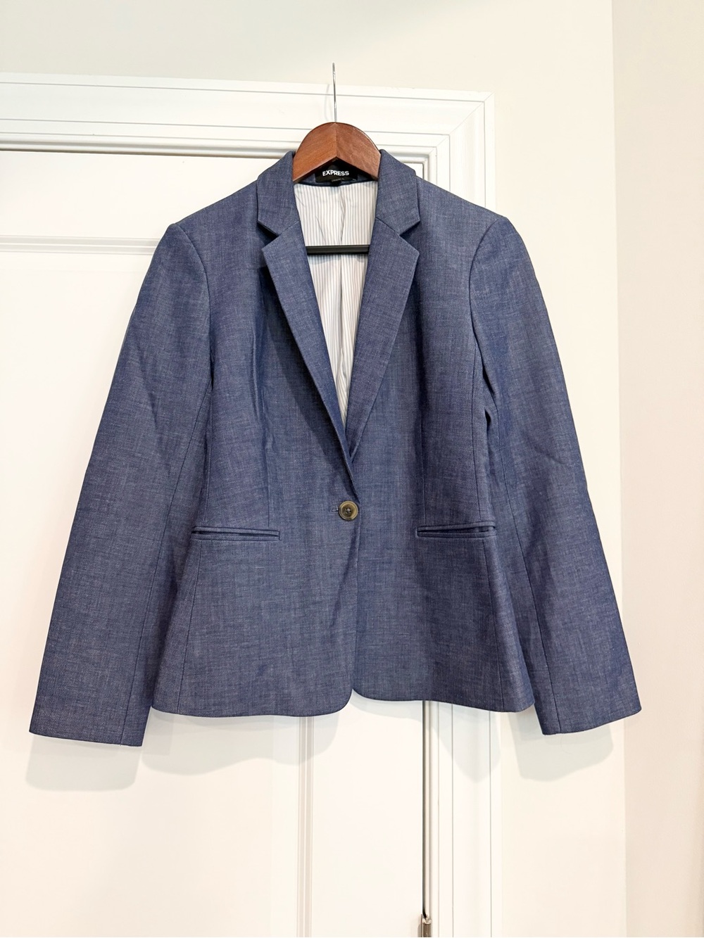Express Women's Blue One-Button Blazer